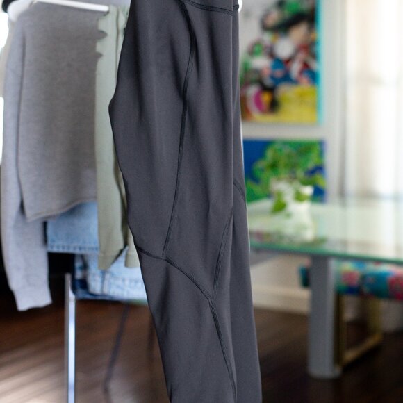 Lululemon To The Beat Tight 24" *lululemon X SoulCycle Size 4 - Picture 8 of 10